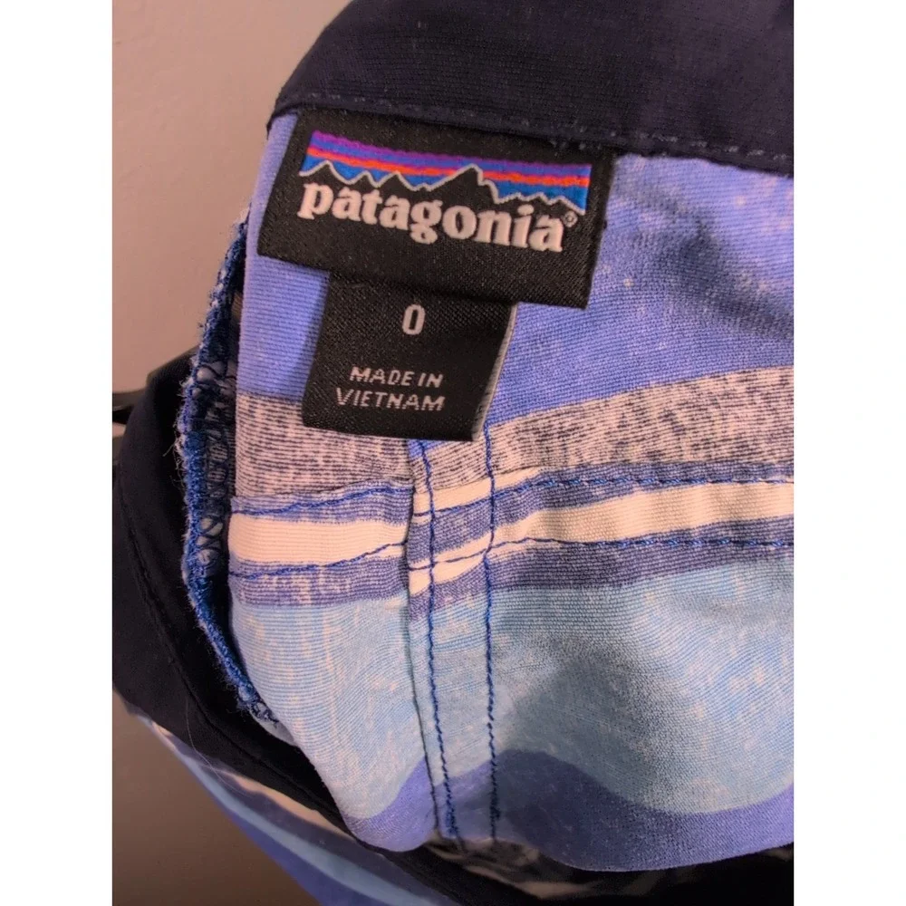 Patagonia W's Wavefarer Board Shorts 5